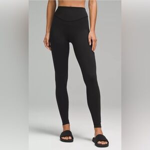 Lululemon Smooth Cover Wunder Under 28”